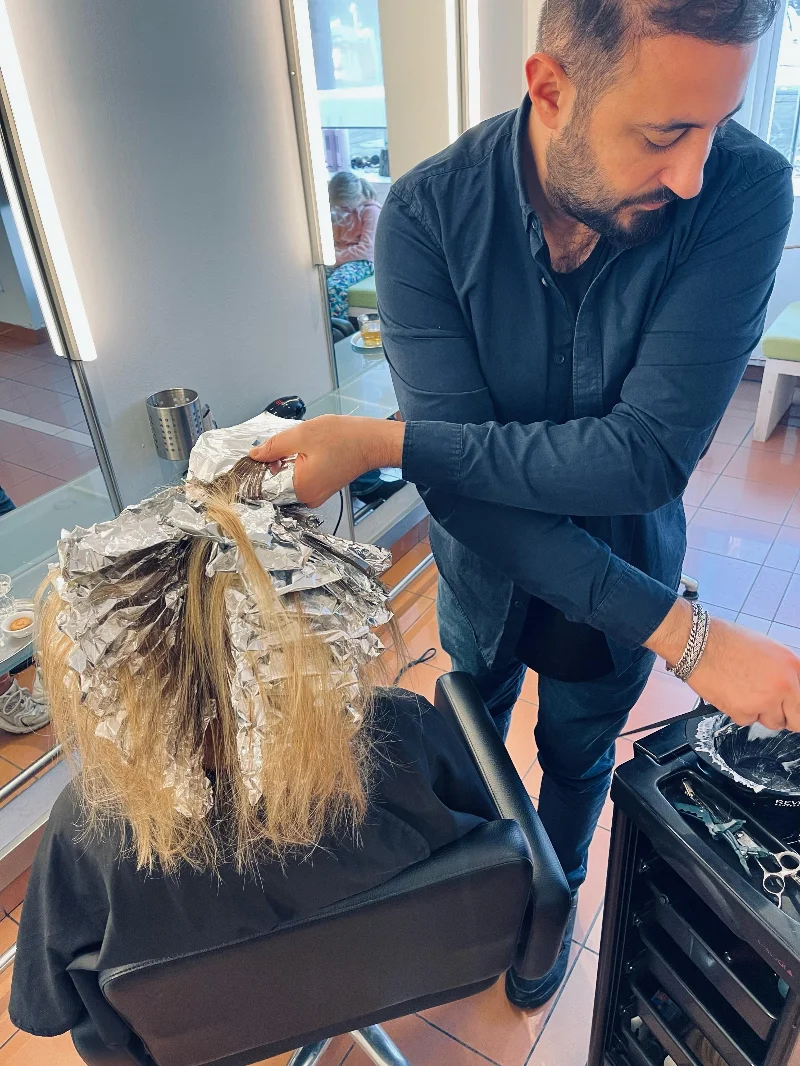 Beispiel für eine professionelle Blondierung bei AG Haarwelt